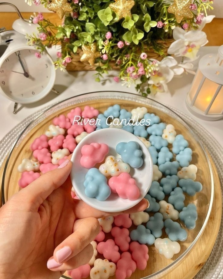 Wm1-Cloud Melts — Handmade Candle by Swadeshi Karigari